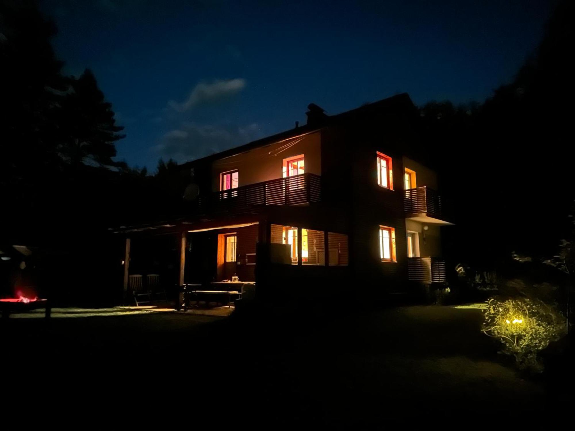 Ferienhaus Im Wald Edelschrott Exterior photo